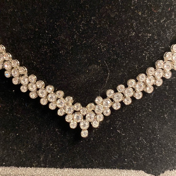 Avon Rhinestone Choker and Pierced Earrings Set - Picture 3 of 6